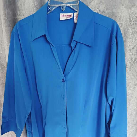 Joanna Plus 3/4 Sleeved Collared Blue Buttoned Blouse 2X - Picture 1 of 12